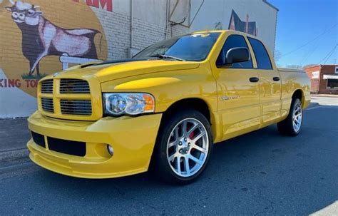 2005 Dodge Ram 1500 SRT Viper VIN: 3D7HA18HX5G740390 - CLASSIC.COM