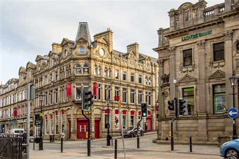 Commercial Street, Halifax, West Riding of Yorkshire, Engl… | Flickr