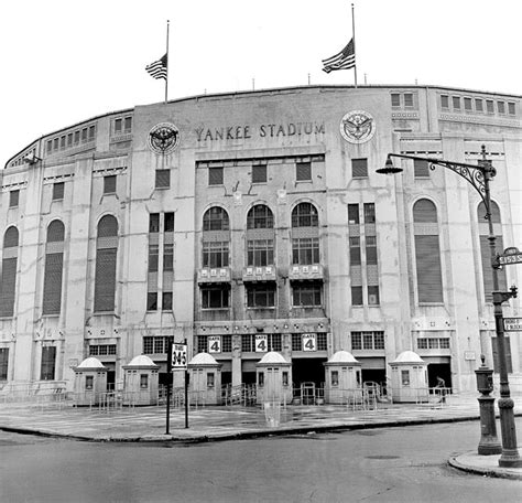 Yankee stadium history