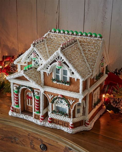 Amazing Christmas Gingerbread Houses - Top Dreamer