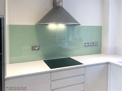 Coloured glass splashbacks | Glass splashbacks kitchen, Glass ...