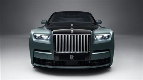 Rolls-Royce Phantom Arrives in a New Expression