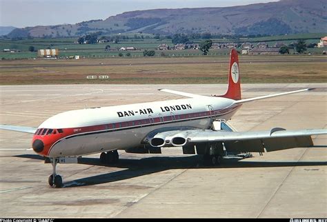 De Havilland DH-106 Comet 4B - Dan-Air London | Aviation Photo #0579175 ...