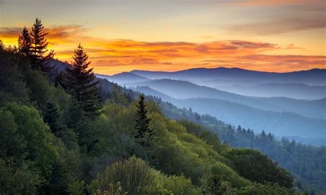 7 of the Best Places to See a Sunrise in the Smoky Mountains