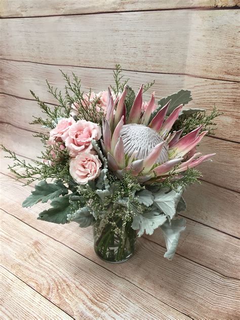 King protea rose boho garden centerpiece flower bouquet | Protea flower ...