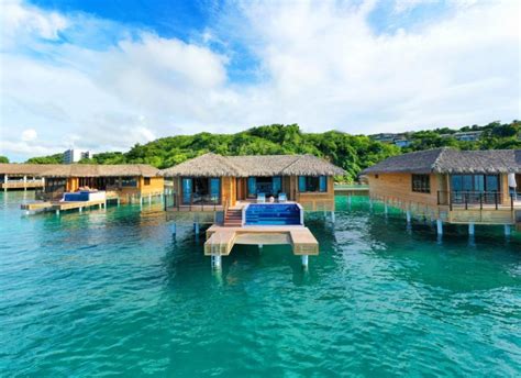 12 Wasserbungalows in der Karibik - Die-Besten-Hotels.Net