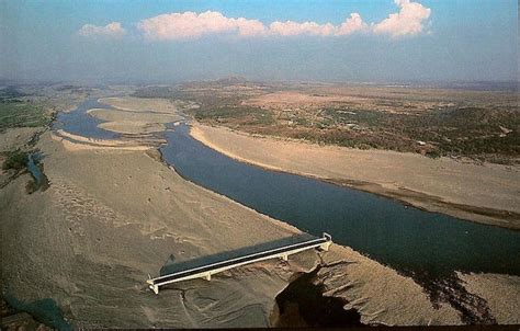 2020 Metaphor Alert - The Choluteca Bridge to Nowhere.