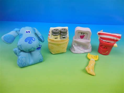 1999 BLUE'S BIG PAJAMA PARTY SET OF 4 SUBWAY KIDS MEAL TOYS VIDEO ...