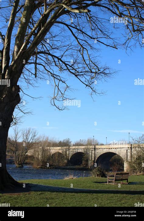 Kelso bridge hi-res stock photography and images - Alamy