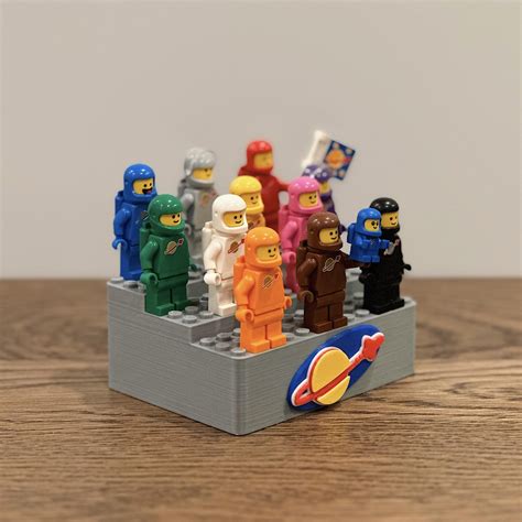 Space Mini Figures !! : r/lego