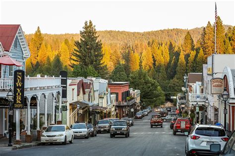 Hip, historic Sierra weekend - SFChronicle.com