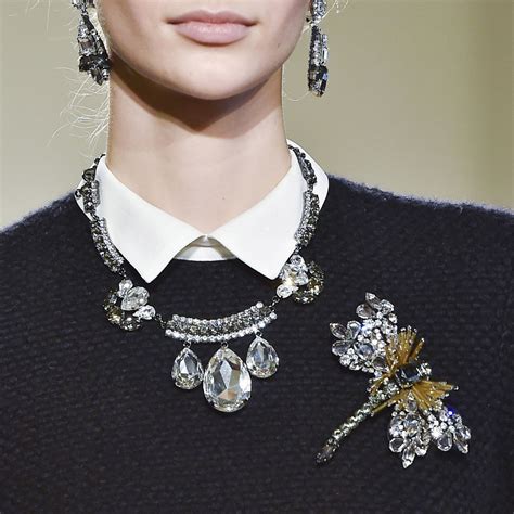 The Vintage Jewelry Blog: Jewelry Trend for 2015 and Beyond: The Brooch