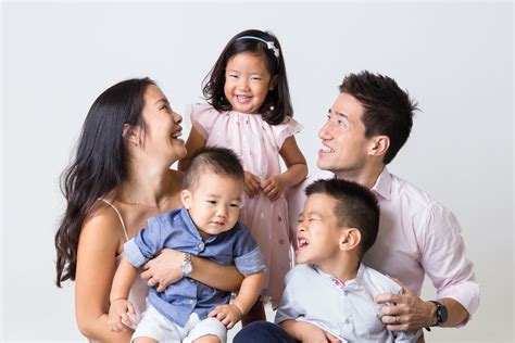 8 Reasons Why Families Do Professional Family Portraits