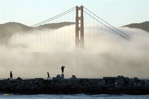 Karl the Fog — S.F.’s unofficial weather mascot — rolls back to Twitter