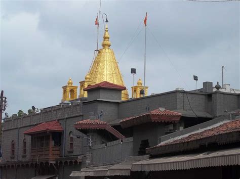 Shri Shirdi Sai Baba Temple, Maharashtra - TemplePurohit