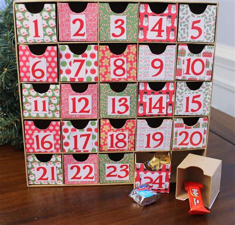 Easy DIY Advent Calendar | Sunshine and Holly Blog