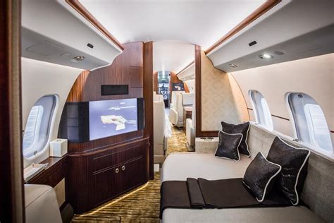 Private jet Bombardier Global Express XRS: interior, photo, price ...