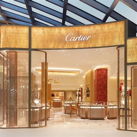 พาไปชมบูติคโฉมใหม่ของ Cartier ณ ท่าอากาศยานสุวรรณภูมิที่ พร้อมมอบ ...