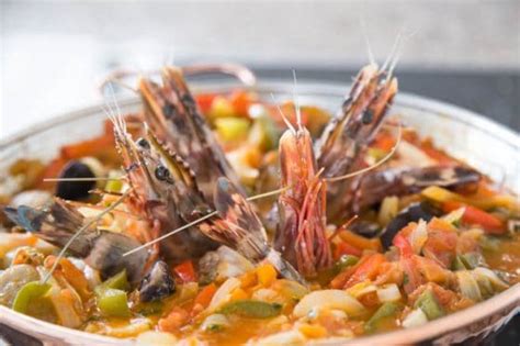 How to Make a Portuguese Seafood Cataplana - Helen's Fuss Free Flavours