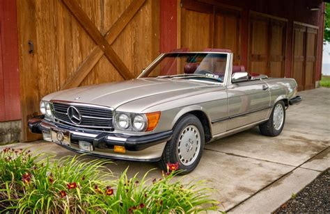 Make the Most Out of Next Year's Summer With This 1986 Mercedes-Benz ...