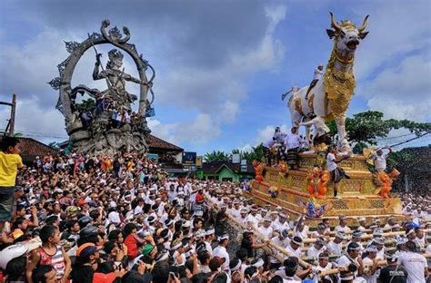 Artikel Upacara Adat Ngaben Di Bali - NUSANTARA ID