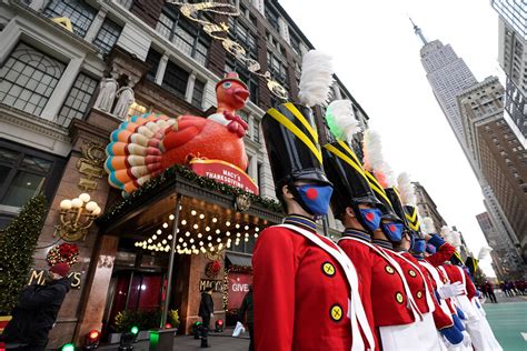 Macy's Thanksgiving Day Parade 2023: Performers, New Balloons, How to ...