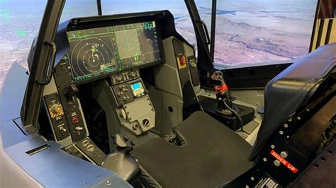 Cockpit simulator shows off the (partially) made-in-Utah F-35 Lightning ...