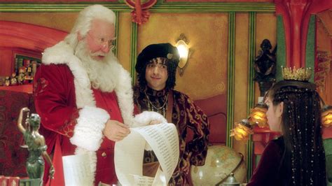 David Krumholtz Returns As Bernard The Elf In Disney’s ‘Santa Clauses ...