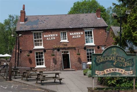 Who owns Crooked House? What next for Britain’s wonkiest pub? - Yahoo Sport