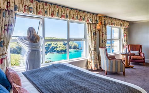 Mullion Cove Hotel, Spa & Apartments, Cornwall | BaldHiker