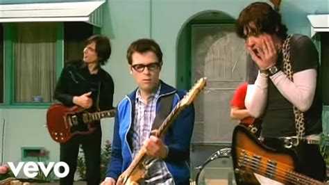 Weezer - Island In The Sun (Official Music Video) Chords - Chordify