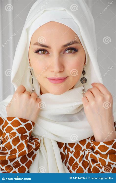 Woman In Hijab Hugging Her Handsome Husband With Laptop Royalty-Free ...