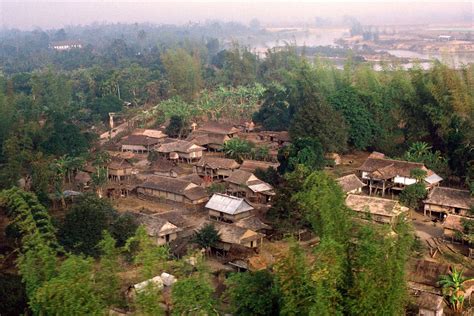 [Photos] An Aerial Perspective of Pleiku and Kon Tum in 1970 - Saigoneer