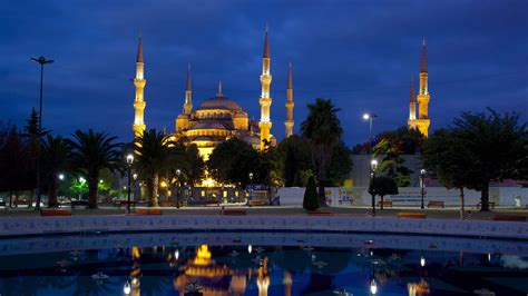 Download Night View Of Blue Mosque Wallpaper | Wallpapers.com