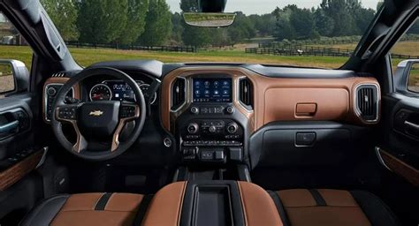 Chevy Silverado Interior Statesboro GA | Franklin Chevrolet