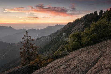 Moro Rock is a Granite Dome Rock Formation in Sequoia National Park ...