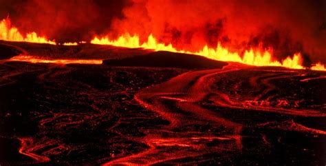 *Volcano watch* Iceland's mighty Hekla and Grimsvotn volcanoes show ...