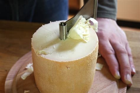 8 Swiss Cheeses That Will Blow Your Mind - Food Republic