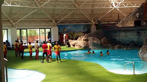 Aquadome Lifeguards having fun (Emerald resort and casino) - YouTube