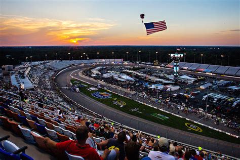 Best Seats at Richmond International Raceway