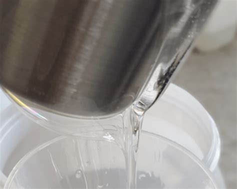 What is the density of silicone oil - Hengyi Technology