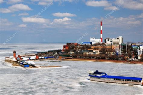 Winter quay Vladivostok — Stock Photo © bosun5555 #68534533