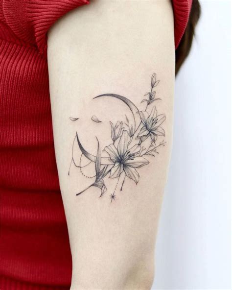 55 Crescent Moon Tattoo Ideas for Perpetual Night Owls in 2024 | Flower ...