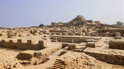 Rediscovering the magic of Mohenjo-Daro - Pakistan - DAWN.COM