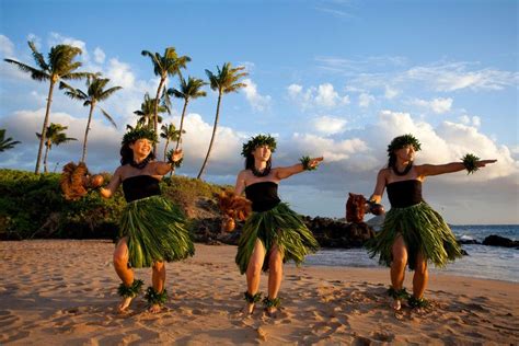 See Hawaii's hula dancing like never before — National Geographic ...