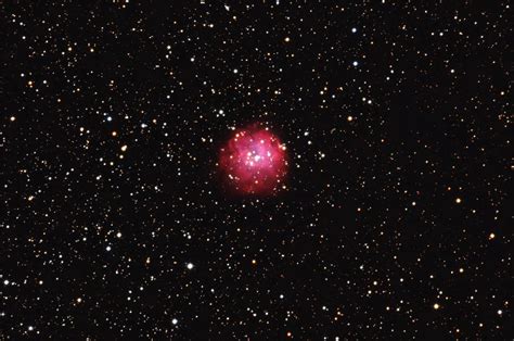 NGC 1634: Cluster with Nebula | Deep⋆Sky Corner