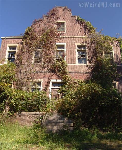 Pennhurst Asylum: The Shame of Pennsylvania | Abandoned places ...