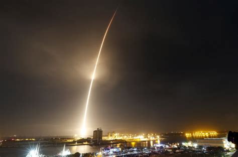 SpaceX Successfully Lands Rocket After Launch of Satellites Into Orbit ...