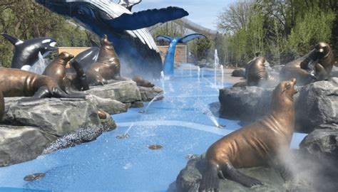 Koolfog Fogscape at Henry Doorly Zoo Aquarium in Omaha, Nebraska ...