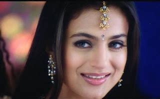 My walll-E: Amisha Patel humraaz